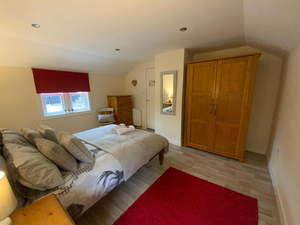 Deeside Snugs Apartments Kincardine O'Neil Exterior photo